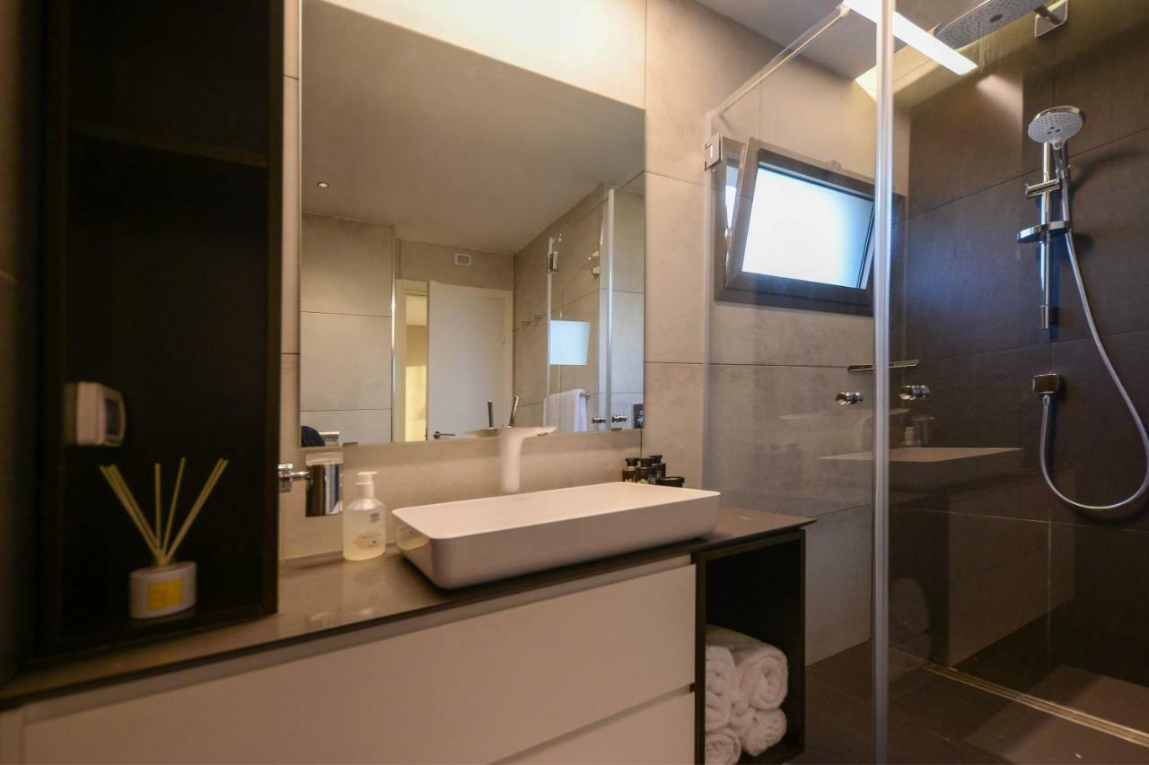 Luxury Suites By Notaly Ariel Χάιφα Εξωτερικό φωτογραφία